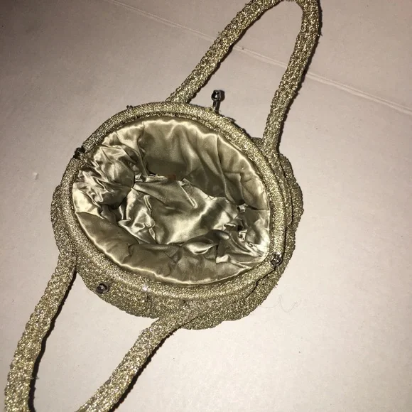 Vintage crocheted woven Heirloom Clutch Purse Bag - Picture 4 of 7